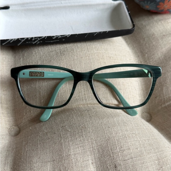 Kensie Forest Green Men's Glasses - Picture 5 of 5